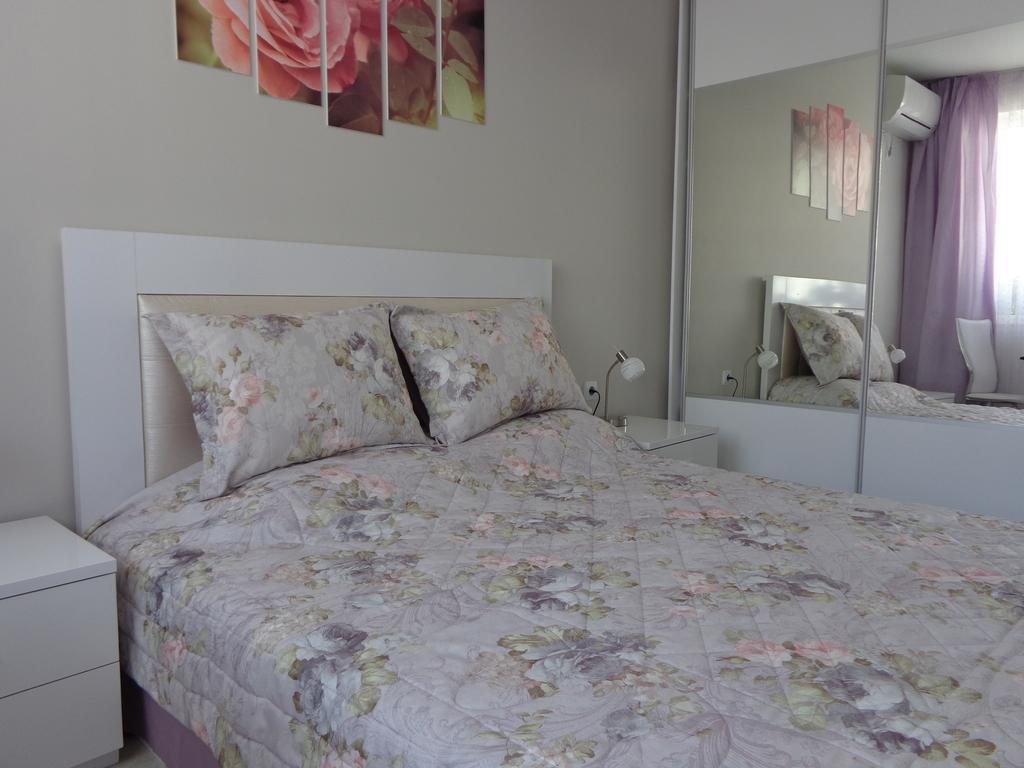 Luxury Apartment Lazur 2 Burgas City Værelse billede